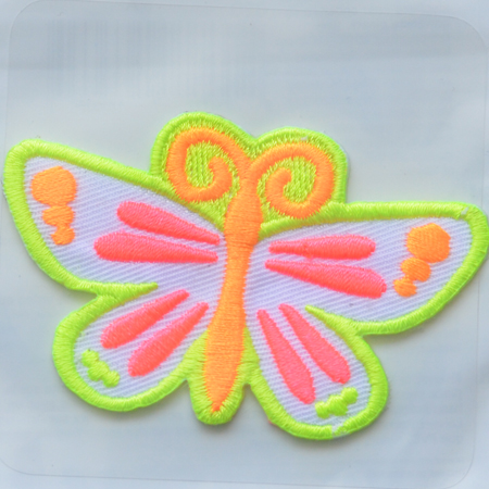 Papillon fluo, 7.2  /  5 cm.