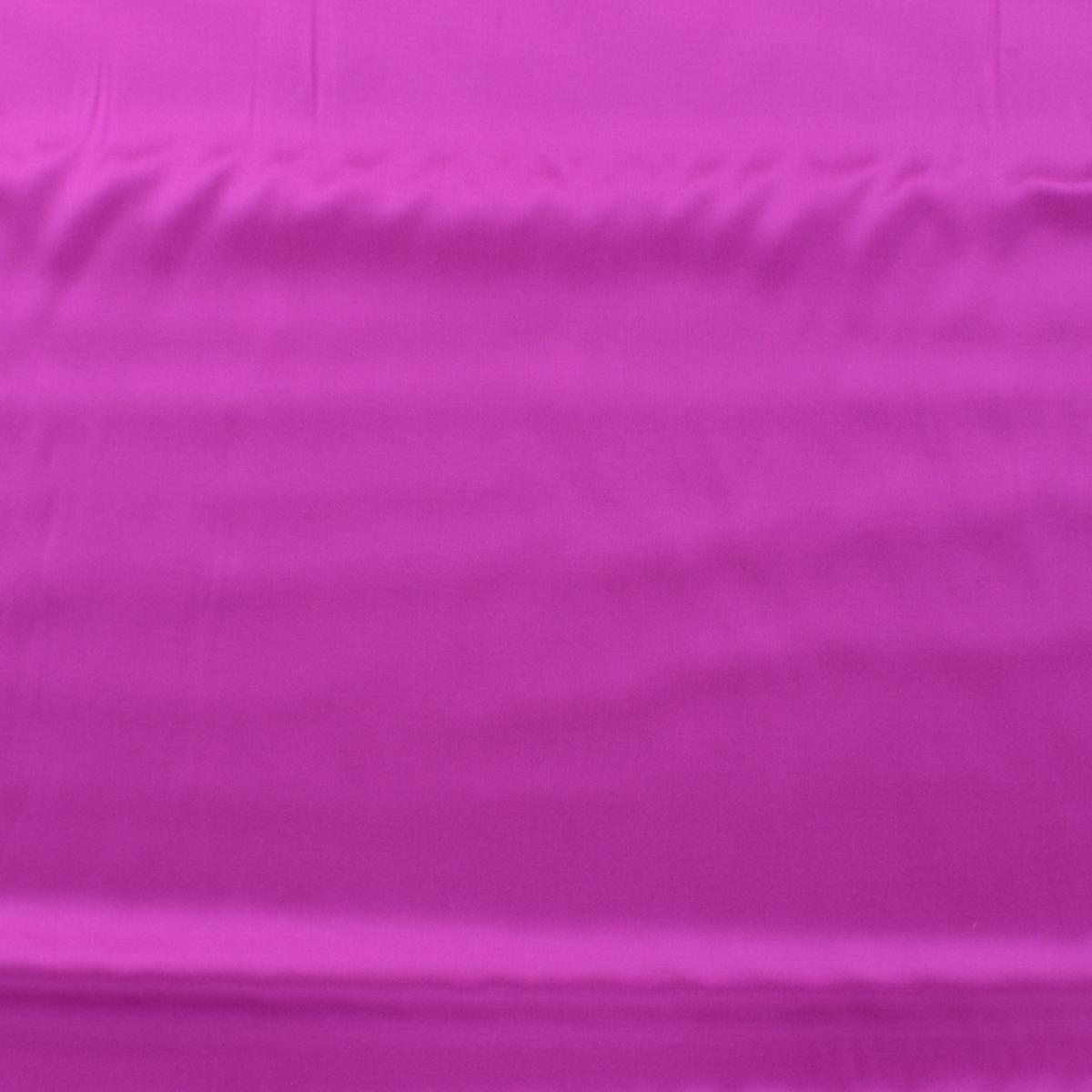 Viscose Satin, 139-142cm.