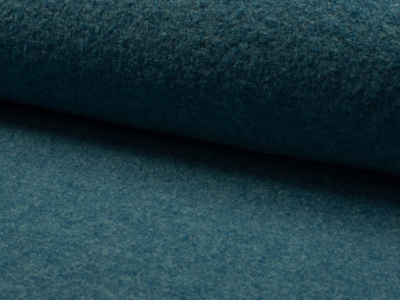 Laine Bouillie / Polyester, 145-150cm.